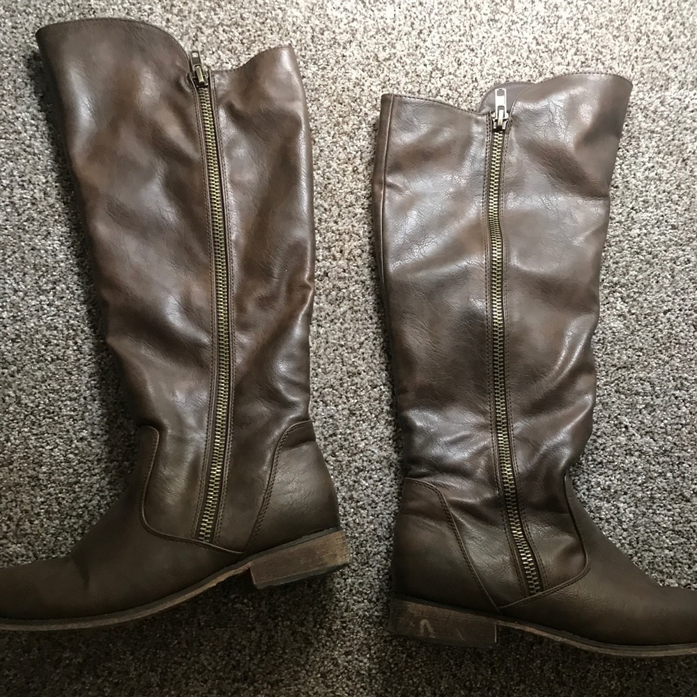 Tall riding style boots